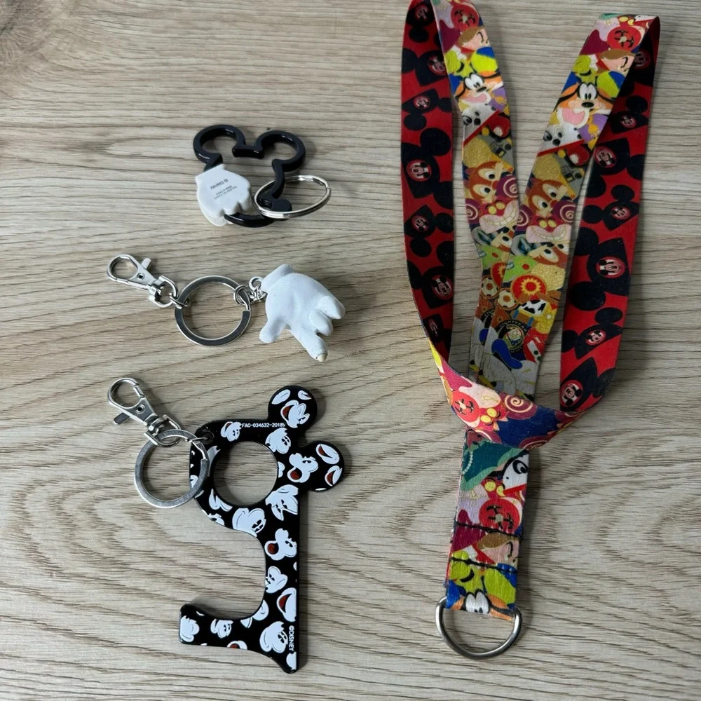 Disney Parks Lanyard‎ and Keychains Set Of 4 Mickey Mouse Gloves Door Opener